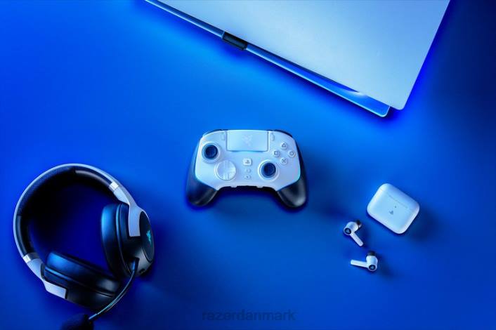 hvid konsol 44RF159 wolverine v2 pro Razer