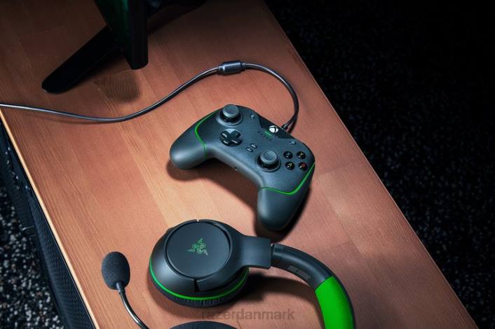 sort konsol 44RF162 Wolverine v2 Razer