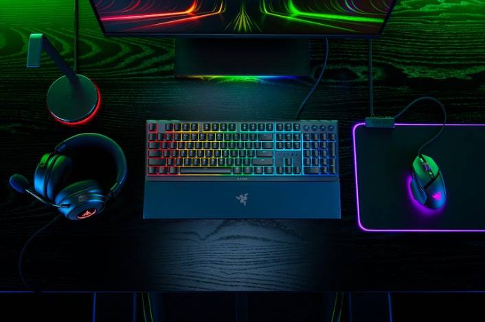 én farve tastatur 44RF75 ornata v3 - os Razer