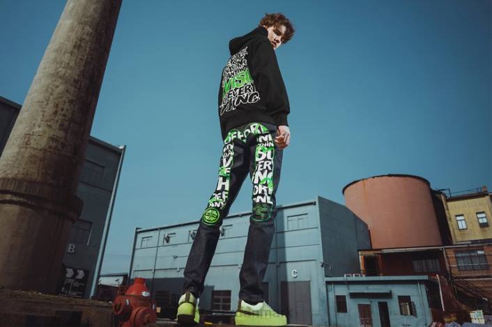 én farve beklædning 44RF192 evisu daicock print med broderi carrot-fit jeans #2017 Razer