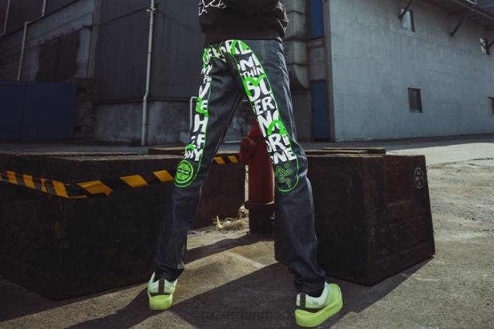 én farve beklædning 44RF192 evisu daicock print med broderi carrot-fit jeans #2017 Razer