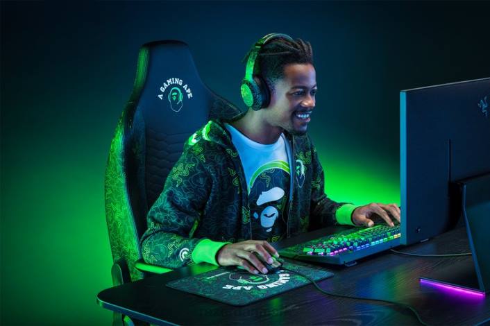 én farve gaming stol 44RF125 iskur x Razer X *A Bathing Ape