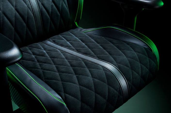 én farve gaming stol 44RF130 enki pro Razer