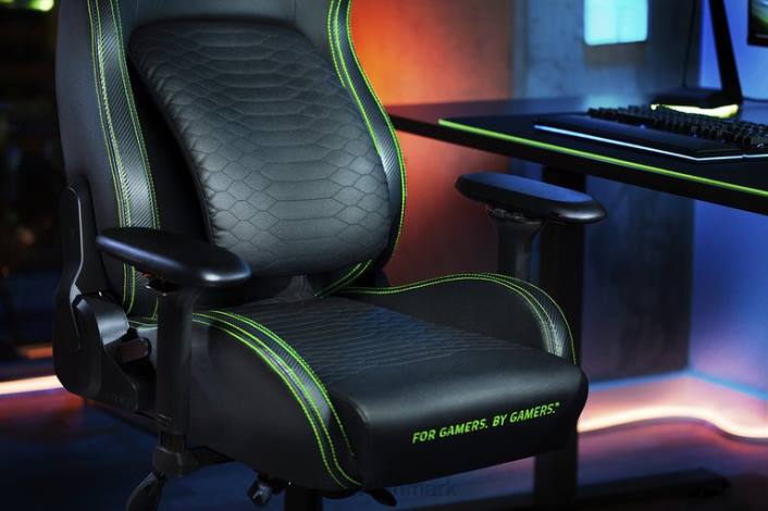 sort gaming stol 44RF136 iskur Razer