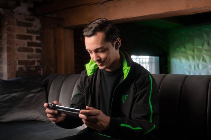 én farve mobil 44RF182 kishi v2 til Android Razer